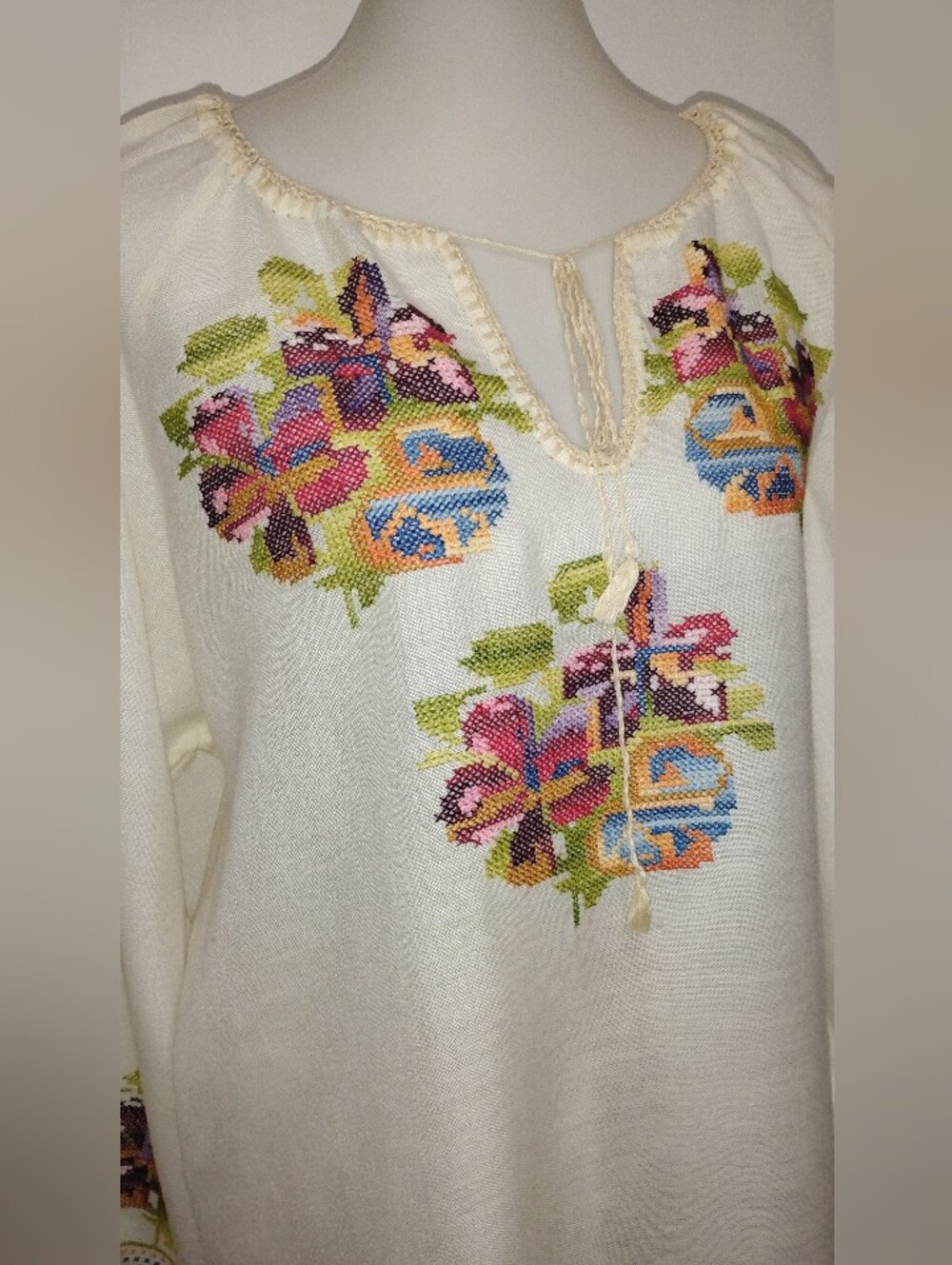 LARGE EMBROIDERED PEASANT BLOUSE NWOT